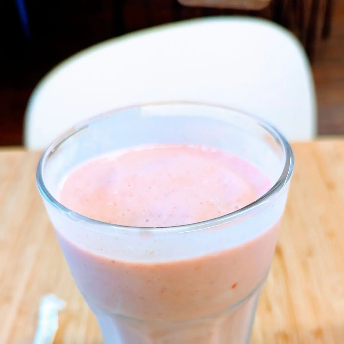 Strawberry Banana Smoothie, The Porch at Friar’s Bay Inn and Cottages