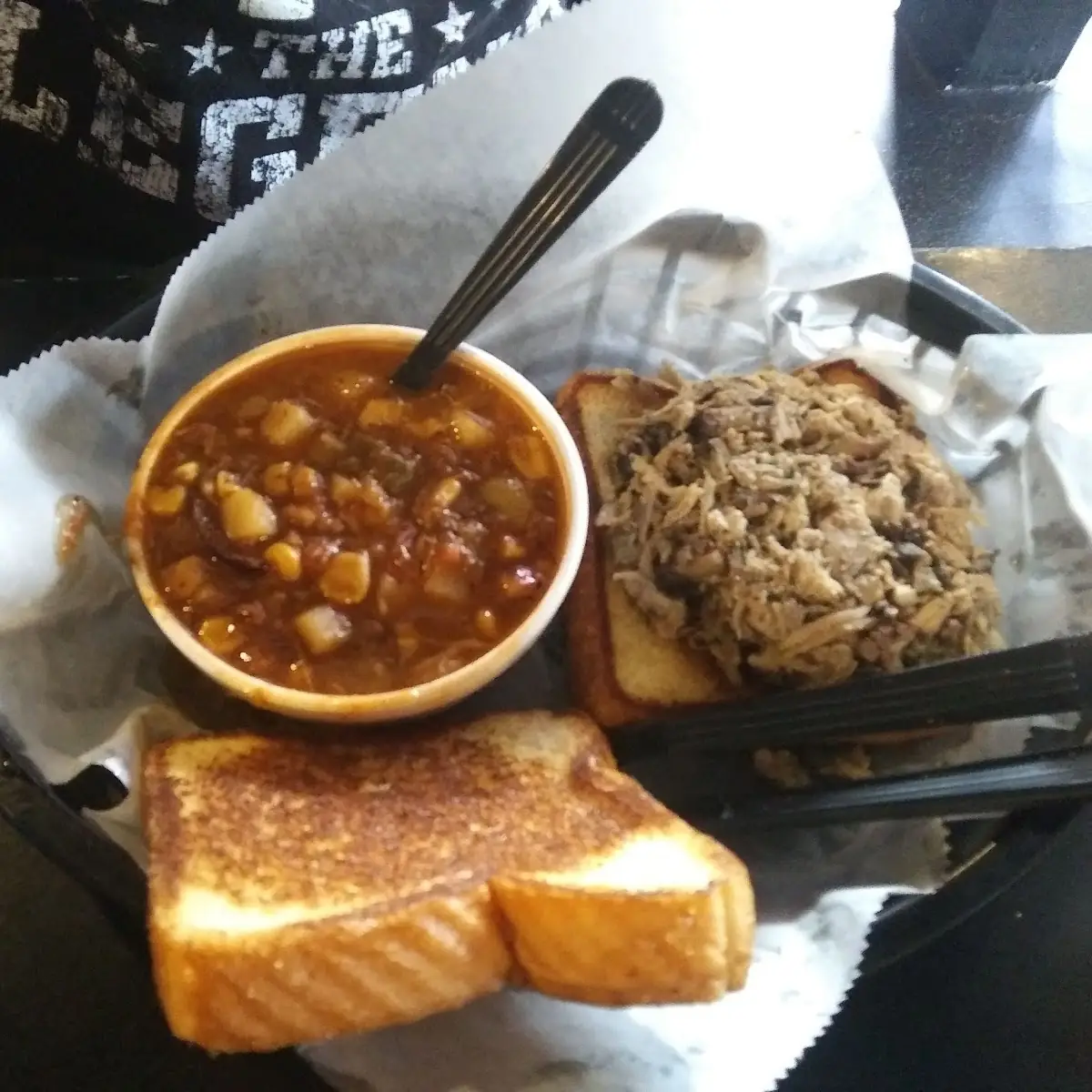 Pulled Pork Sandwich & Brunswick Stew