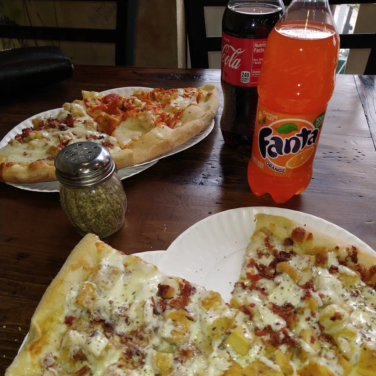 Chicken Pizza with Bacon and Ranch Sauce
