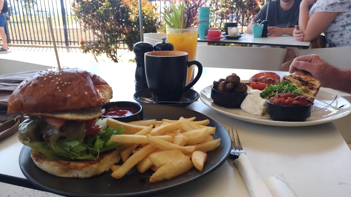 Foreshore Burger, The Foreshore