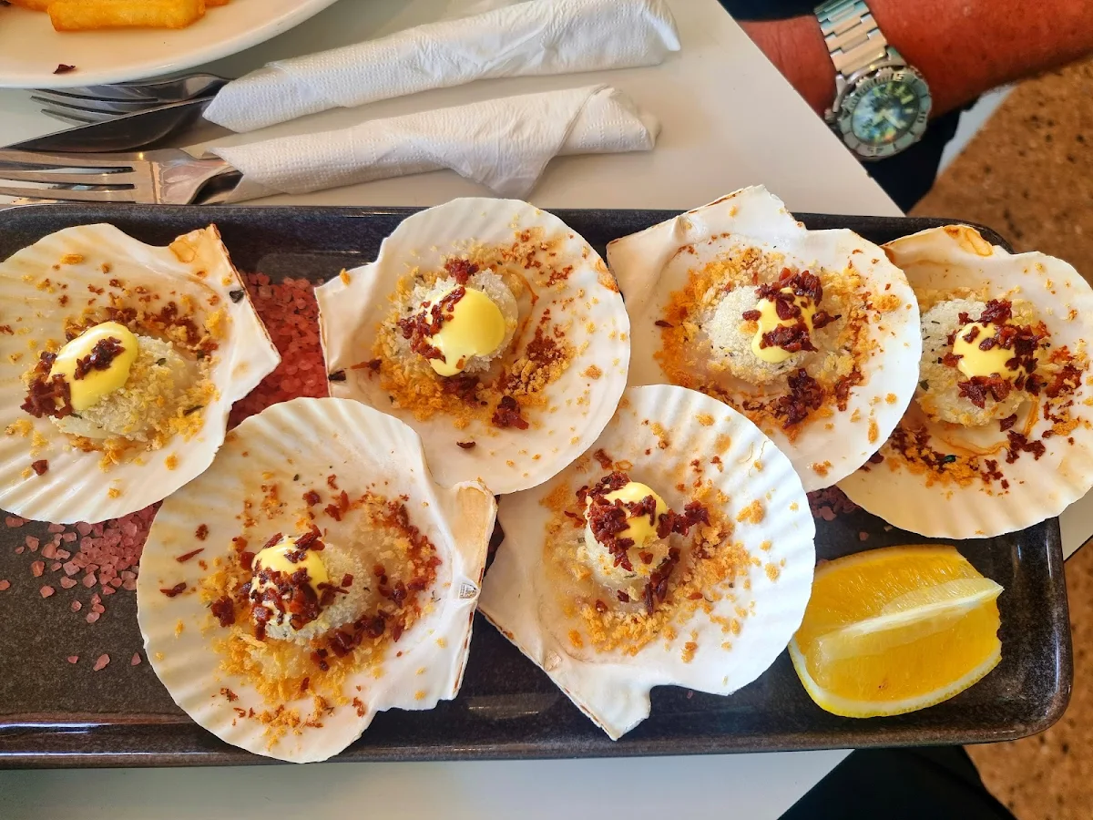 Half Shell Scallops, The Foreshore