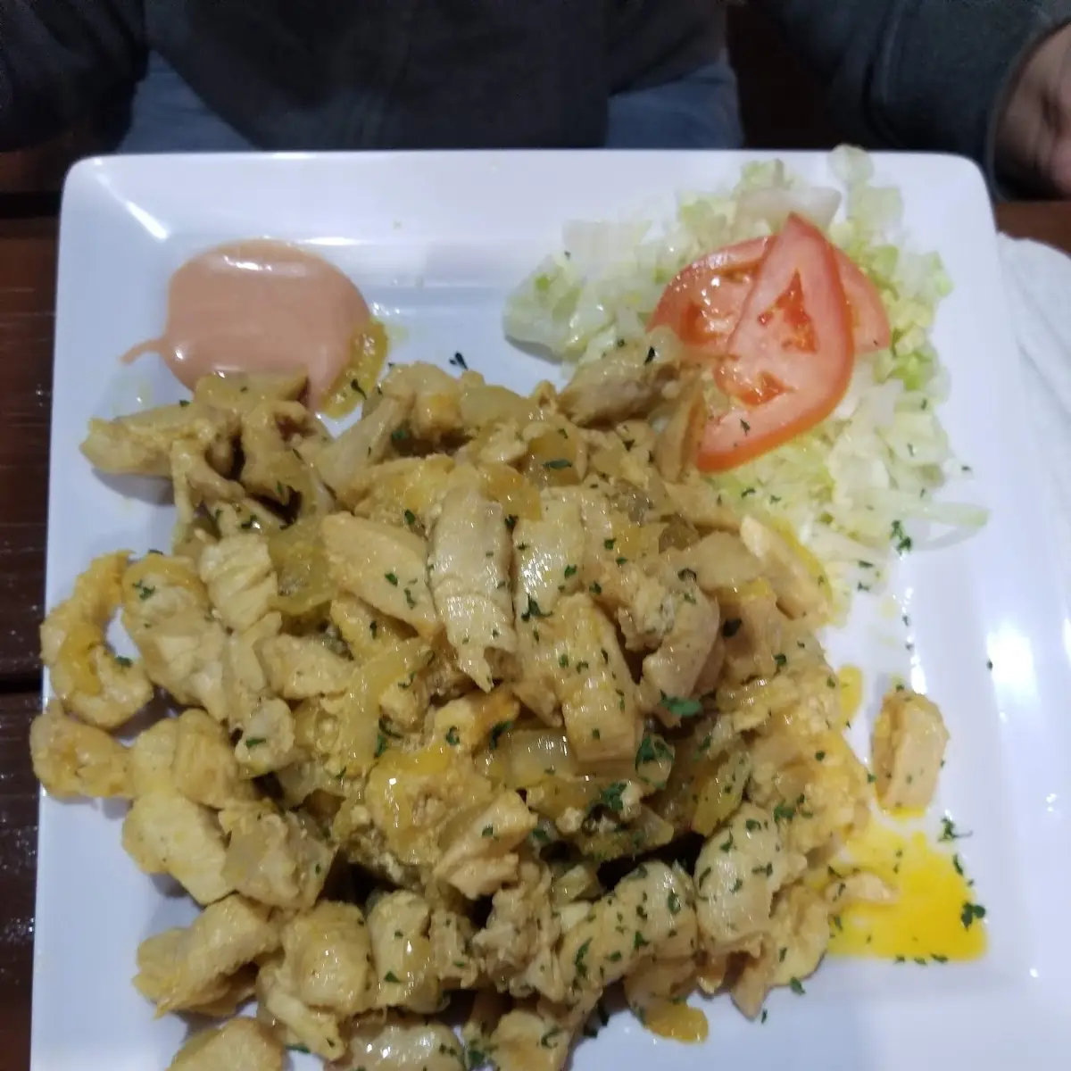 Mofongo Relleno de Pechuga Al Ajillo