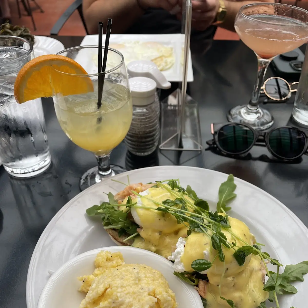 Salmon Benedict
