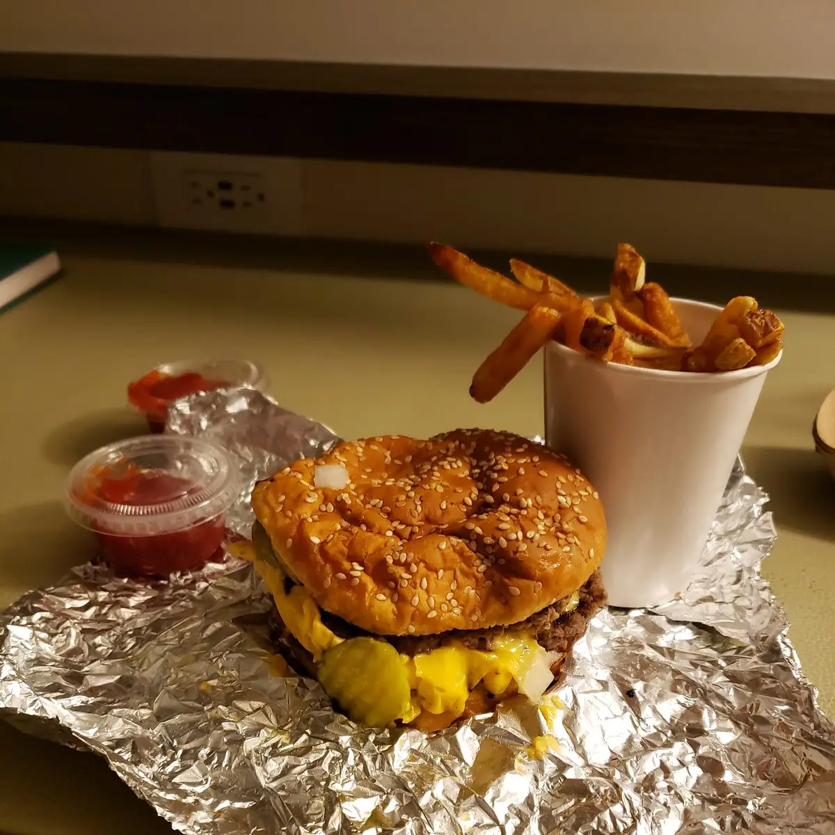 Five Guys Style