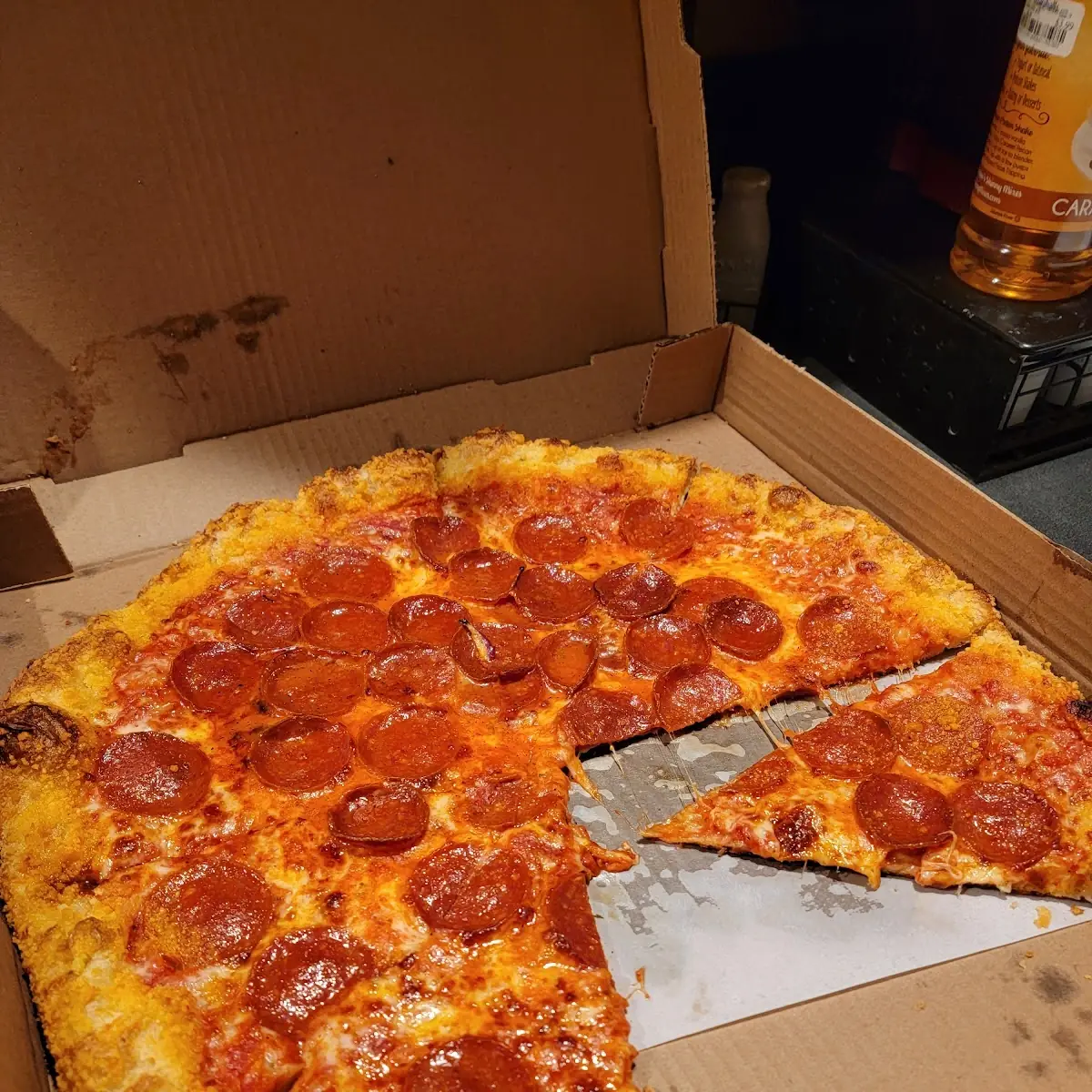 Pepperoni Pizza with Garlic Parm Crust