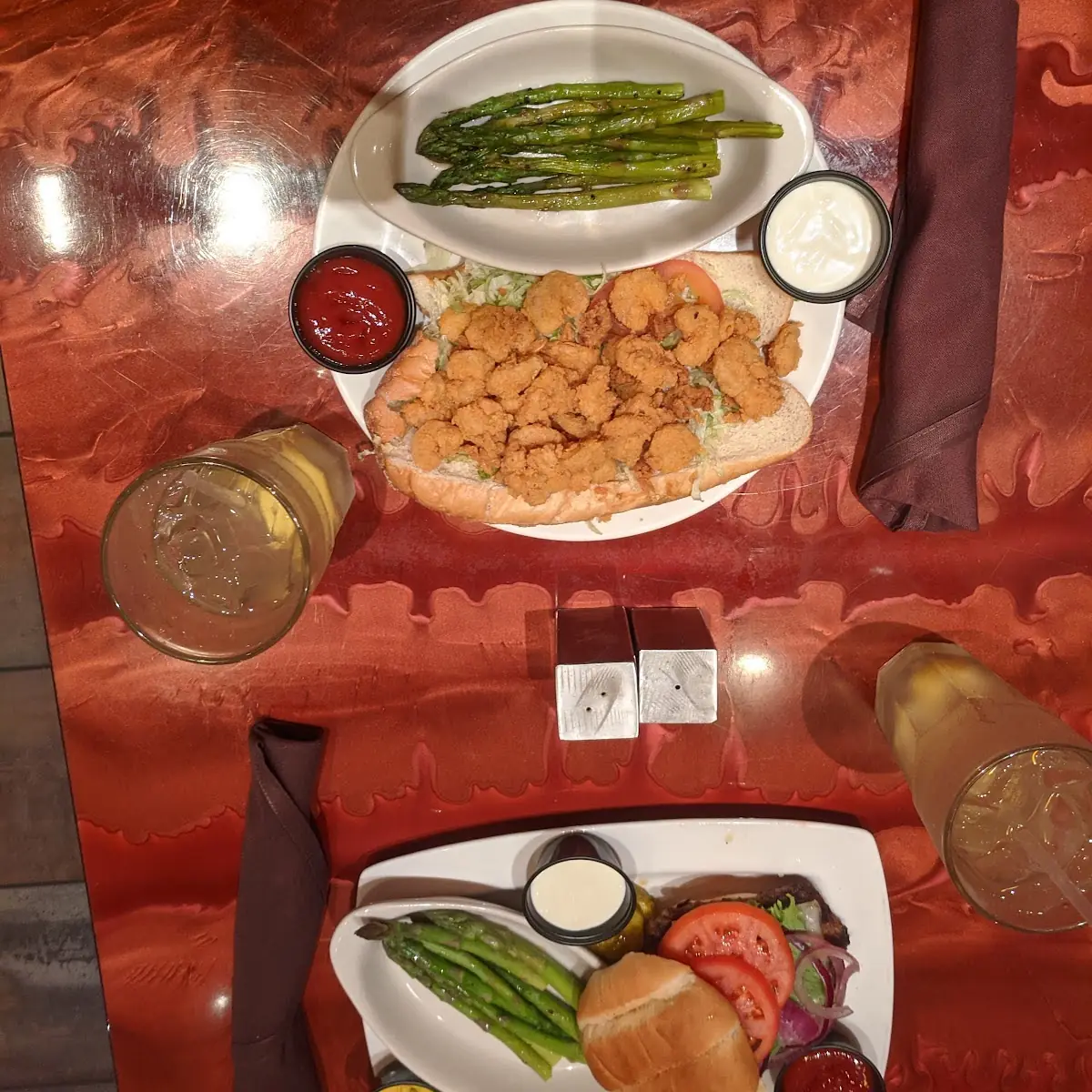 Shrimp Poboy & Gourmet Cheese Burger