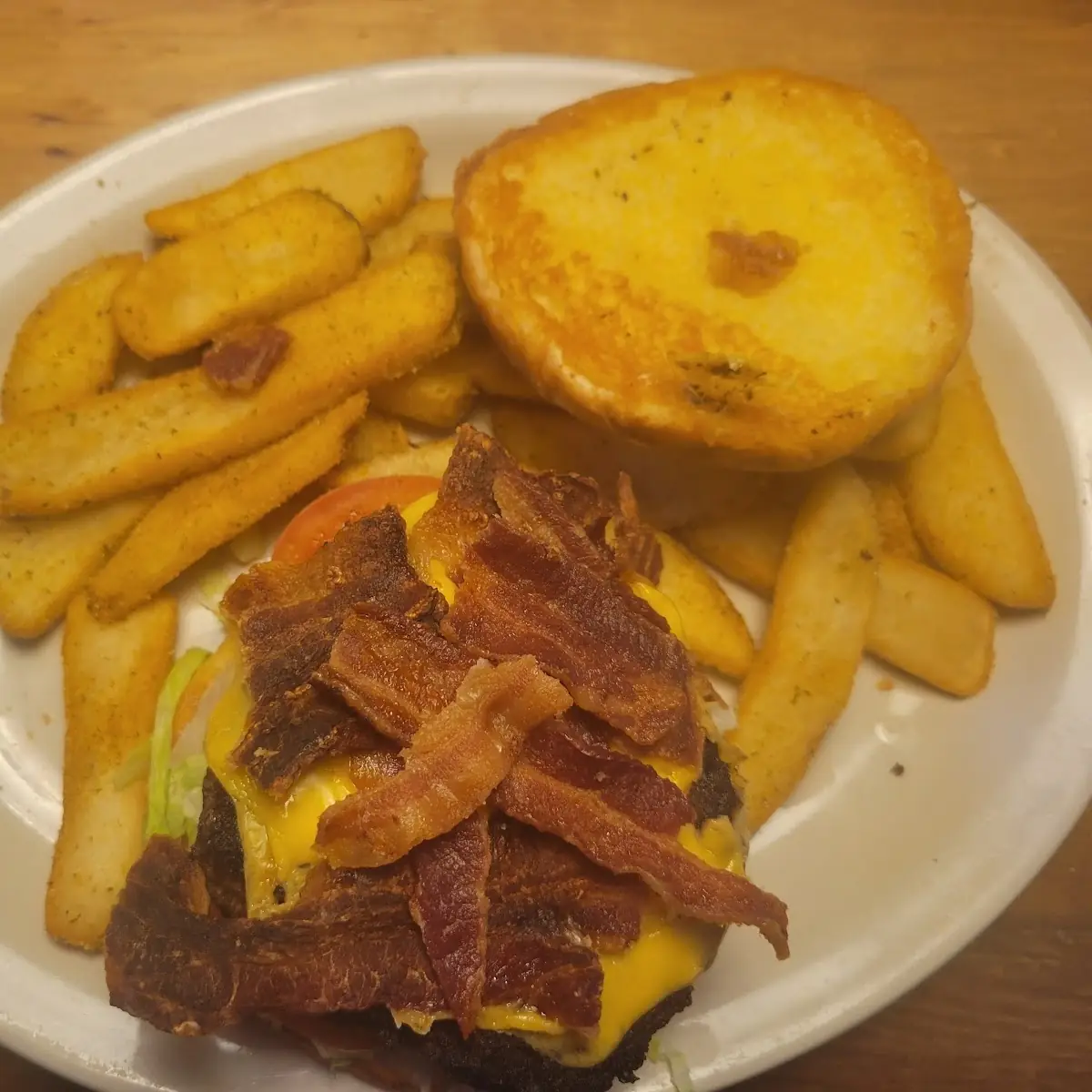 Bacon Cheeseburger & Fries