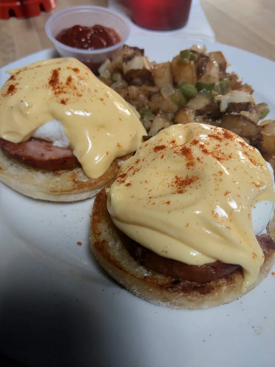 Eggs Benedict
