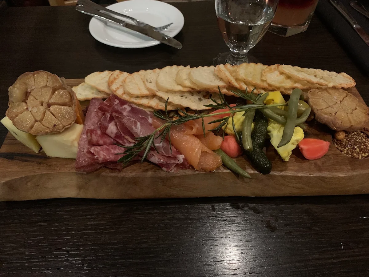Charcuterie Board, Garlic's of London
