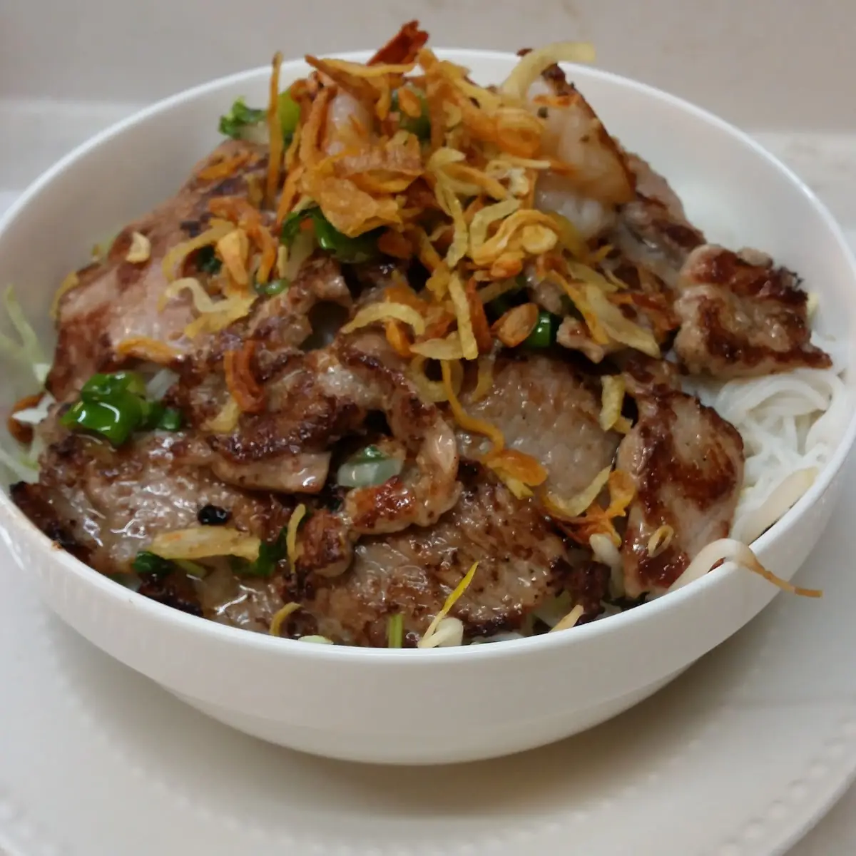 Steamed Rice with Grilled Pork and Fried Shallots
