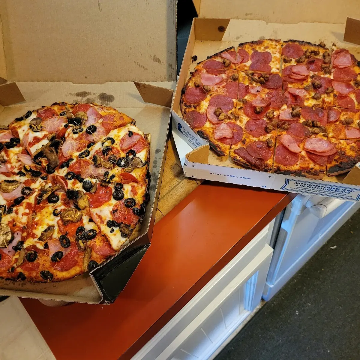 Pepperoni Ham Mushroom Black Olive Pan Pizza
