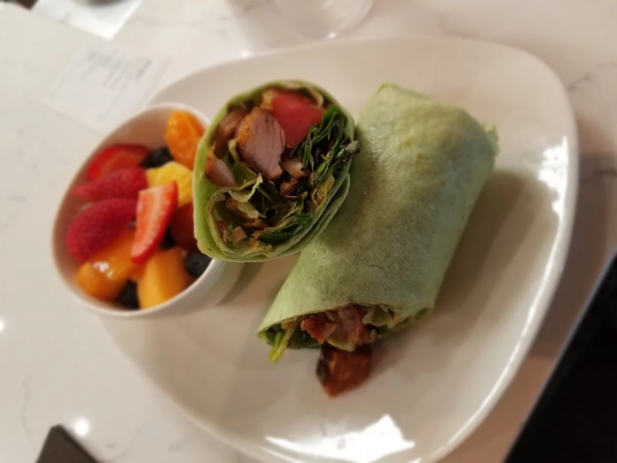 Spinach Wrap with Pork Belly