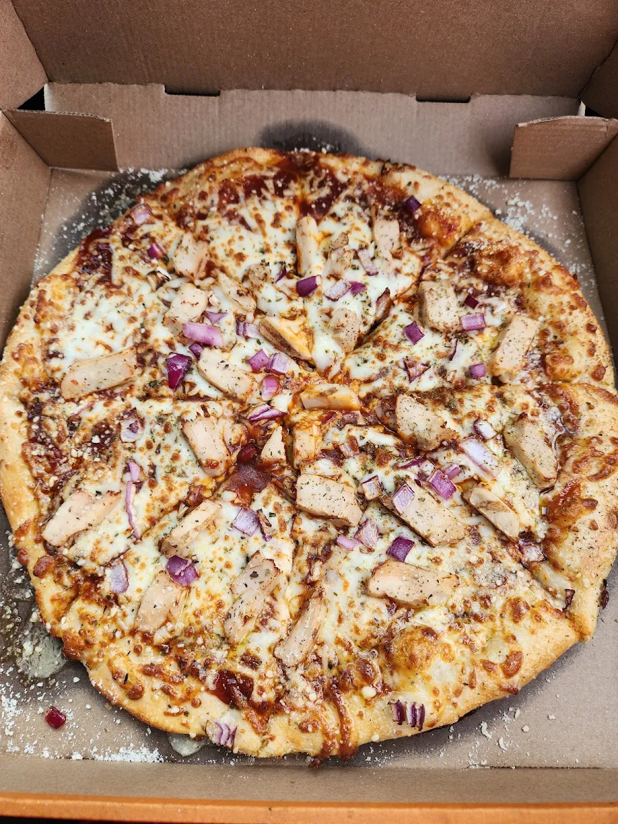 Medium Thin Crust BBQ Chicken, Little Caesars Pizza