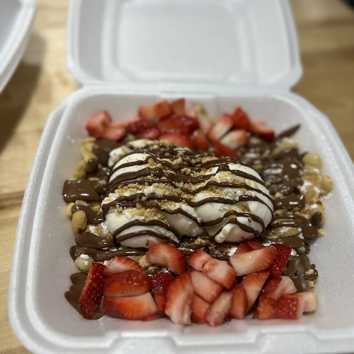 Waffle Banana Split