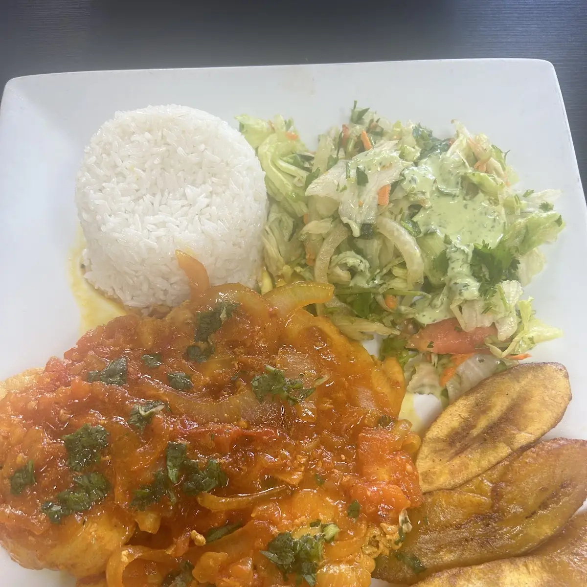 Pechuga de Pollo A la Criolla