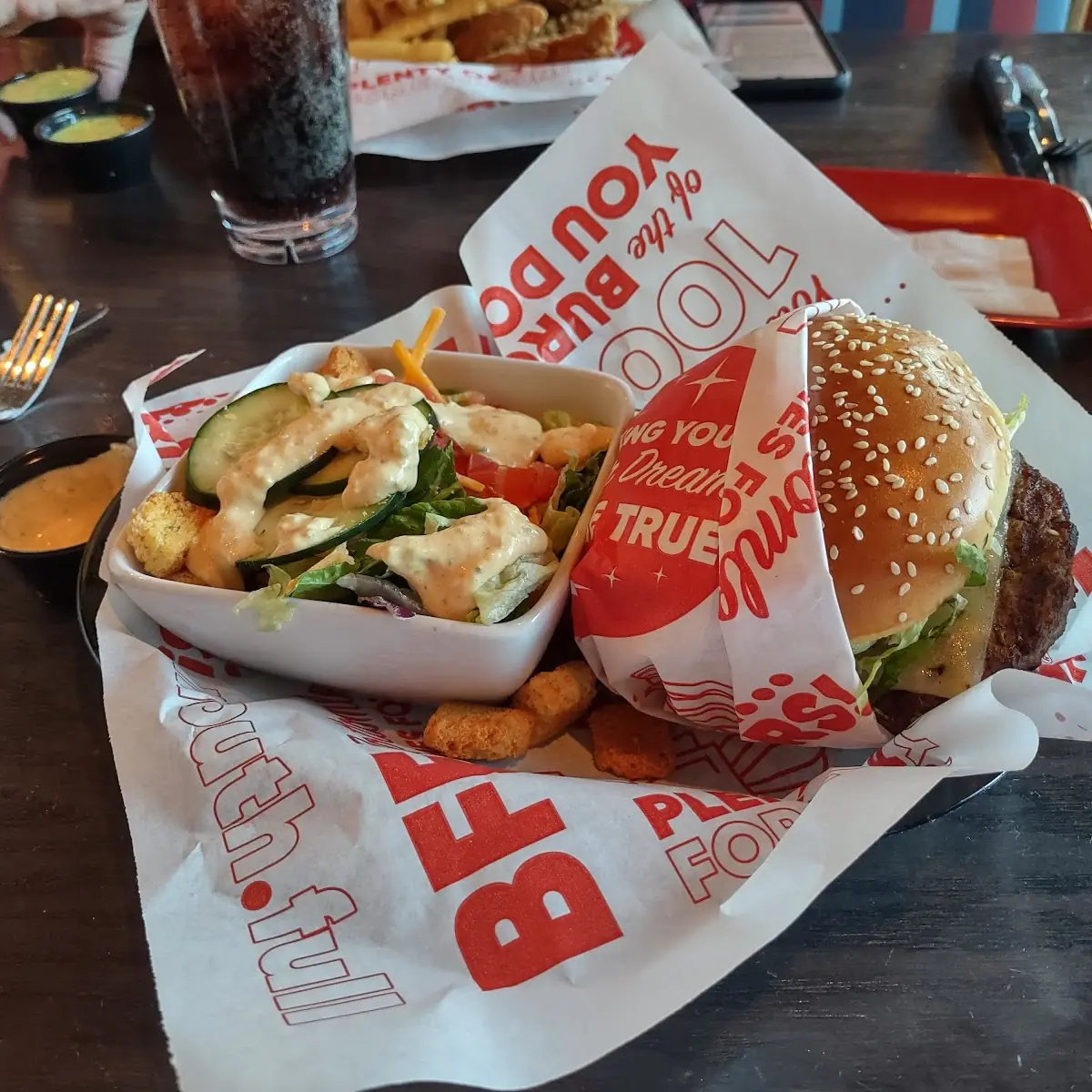 Cheese Burger with Side Salad