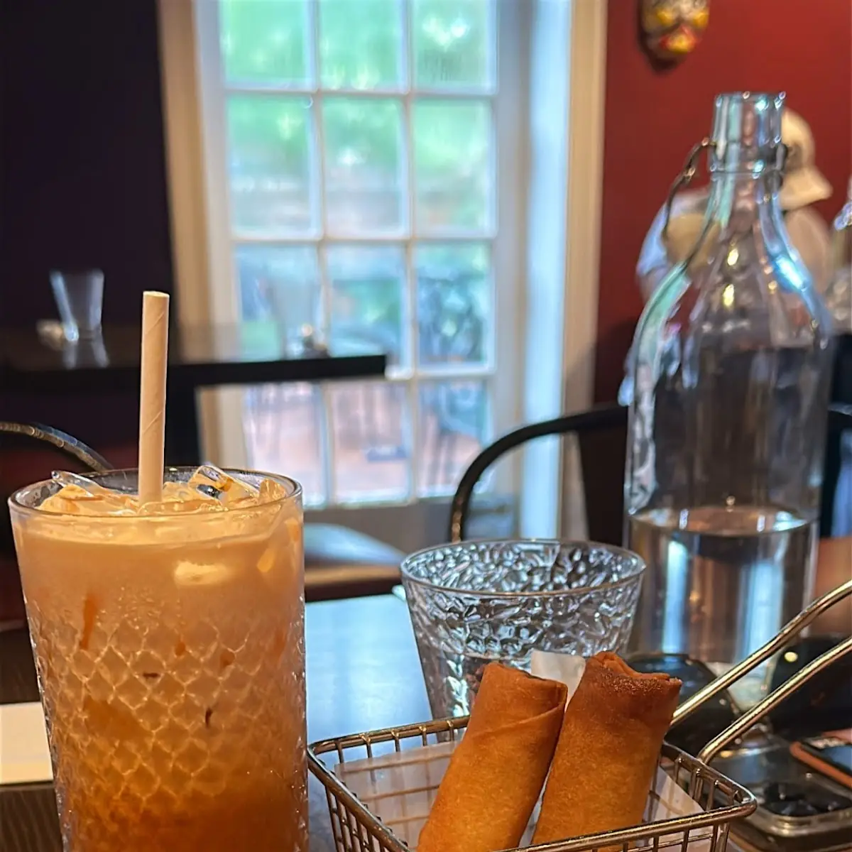 Tea & Spring Roll
