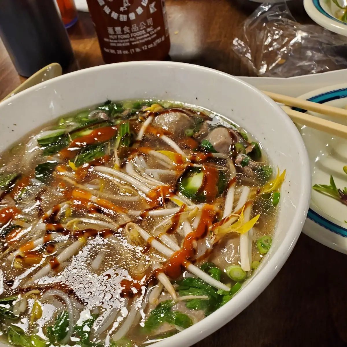 P-1 Large Rare Beef Pho