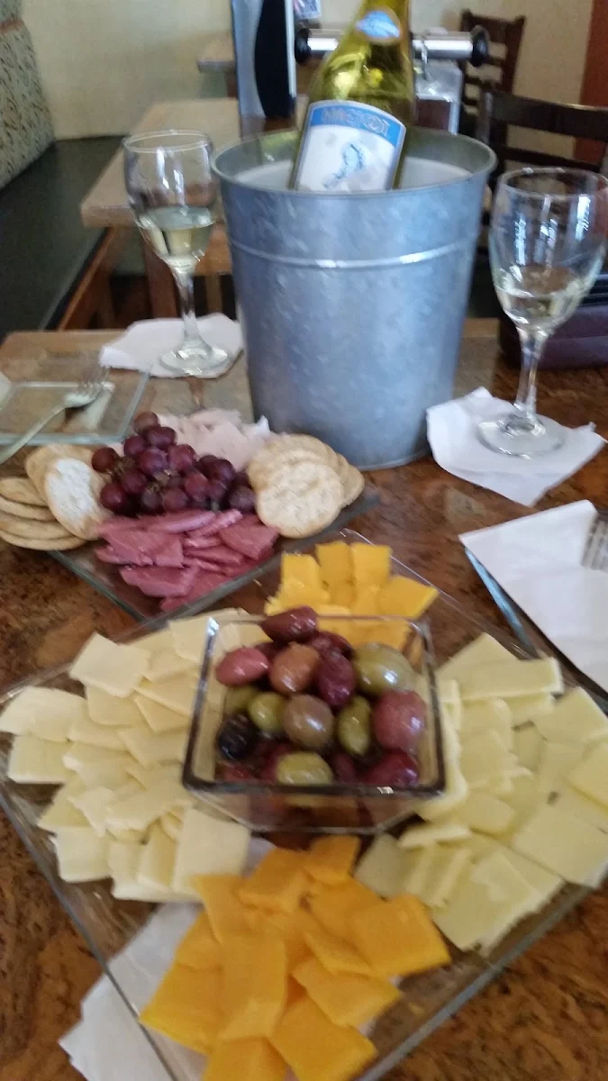 Tapas and Wine