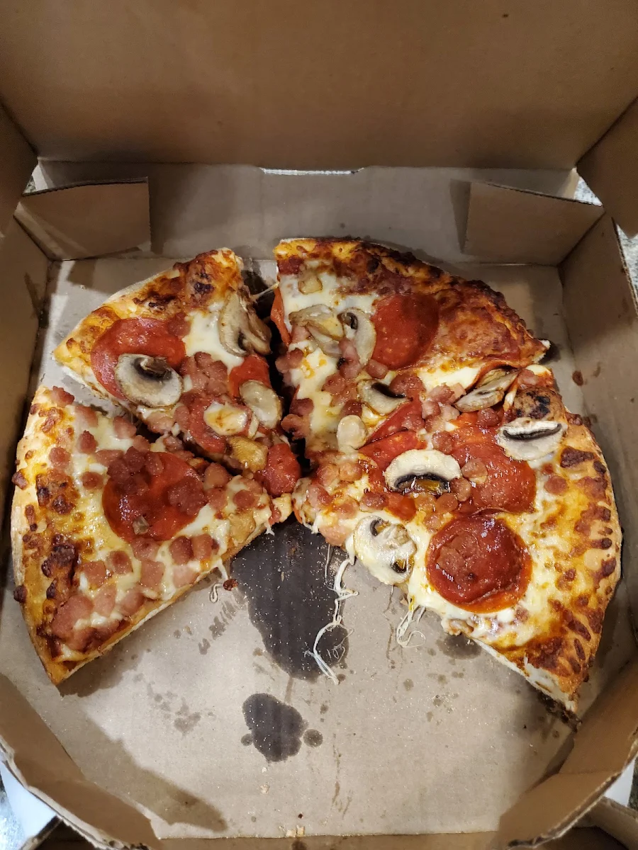 Mushroom and Bacon and Pepperoni, Domino's Pizza
