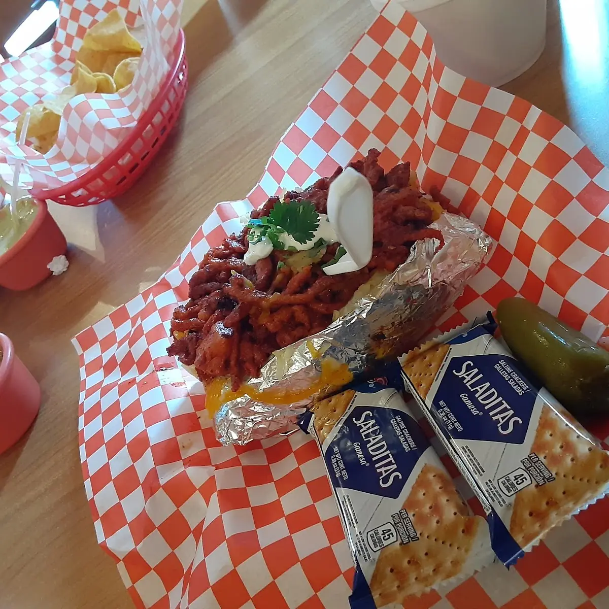 Papá Horneada Con Carne Azada