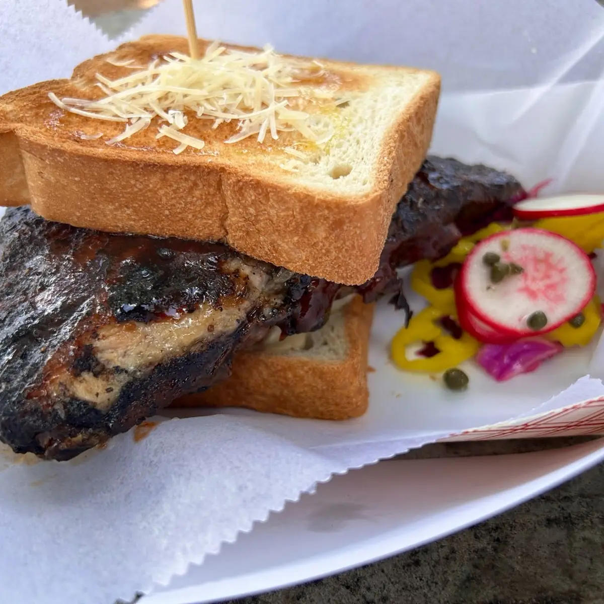 Rib Sandwich
