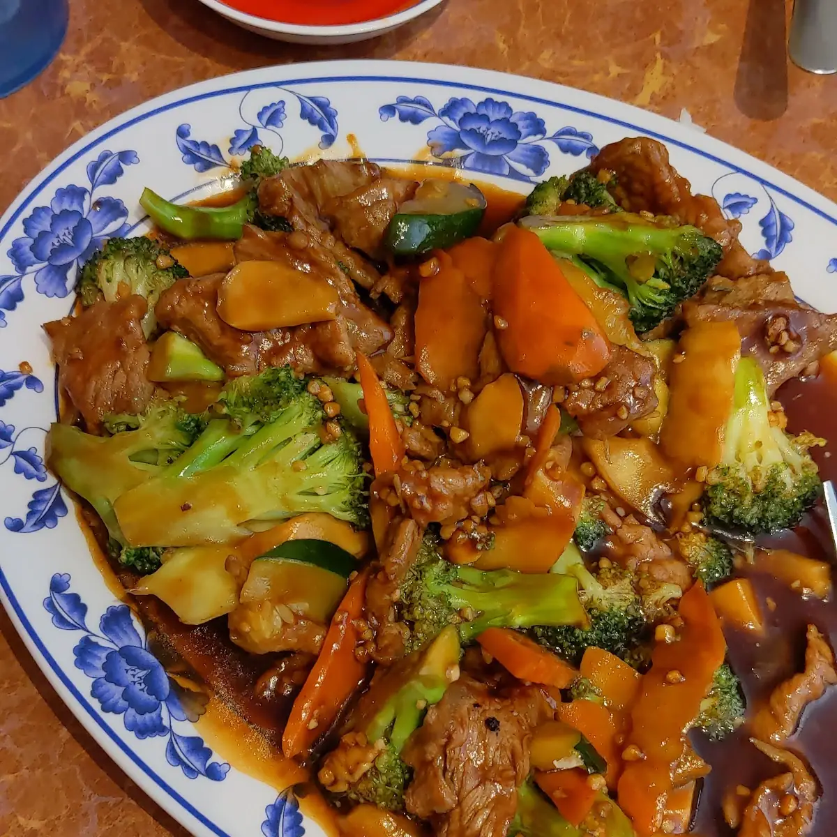Broccoli Beef Lunch Combo