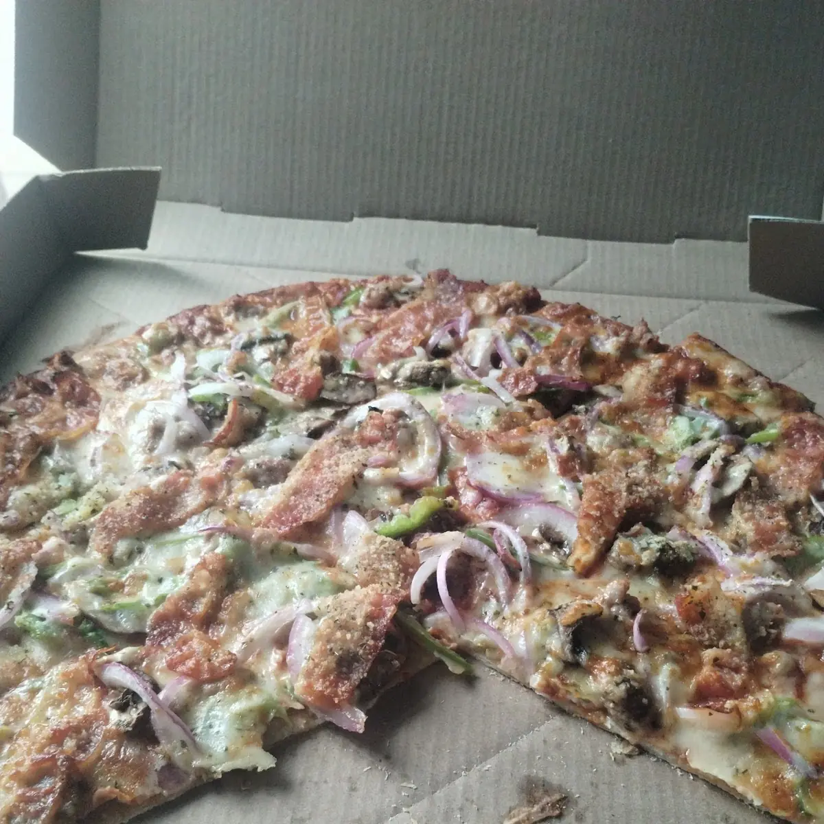 Deluxe Pizza