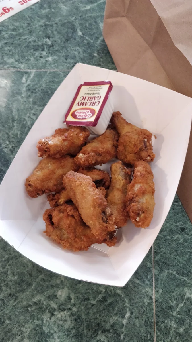 Crispy Chicken Wings, Double Double Pizza & Chicken