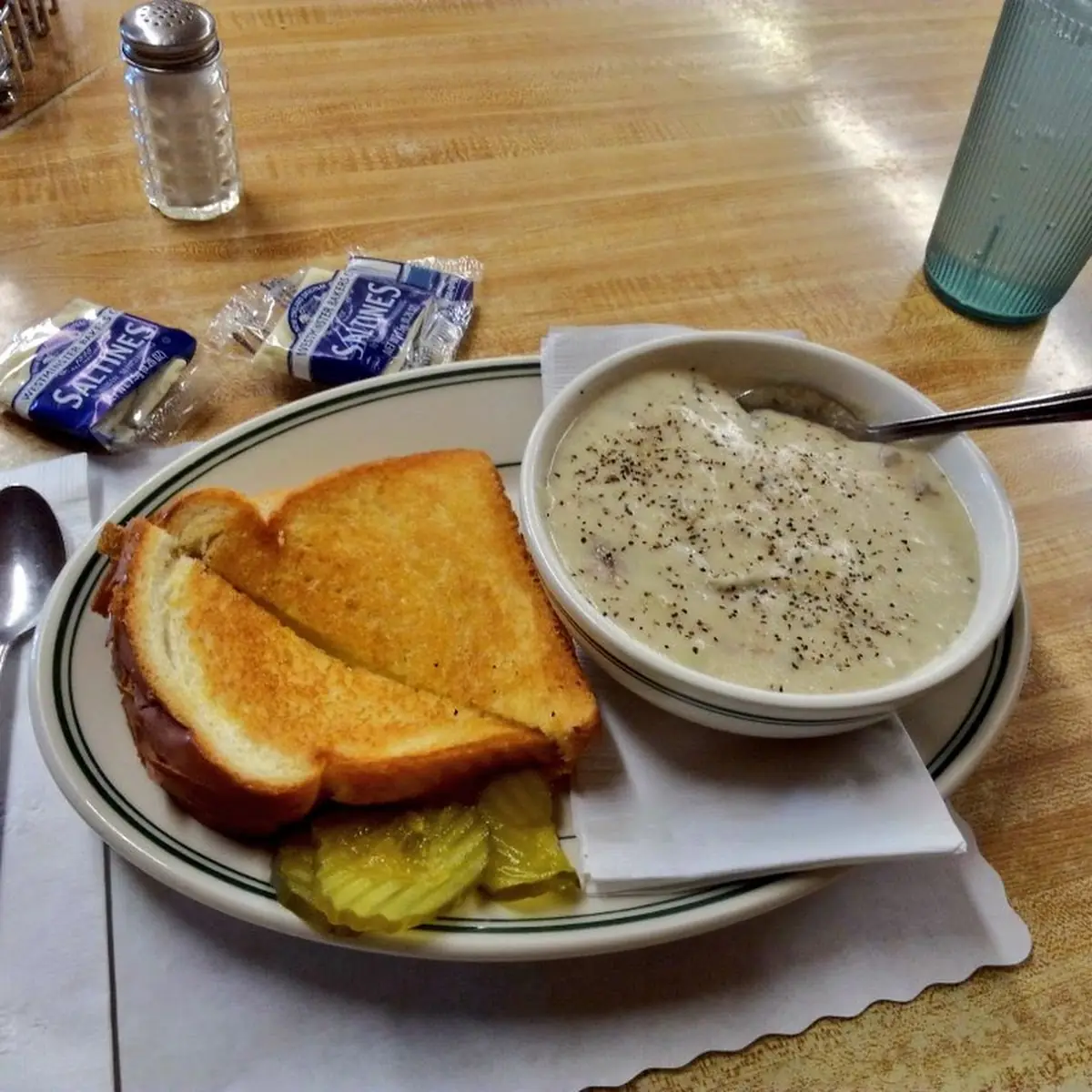 Creamy Potato Soup & Grilled Cheese