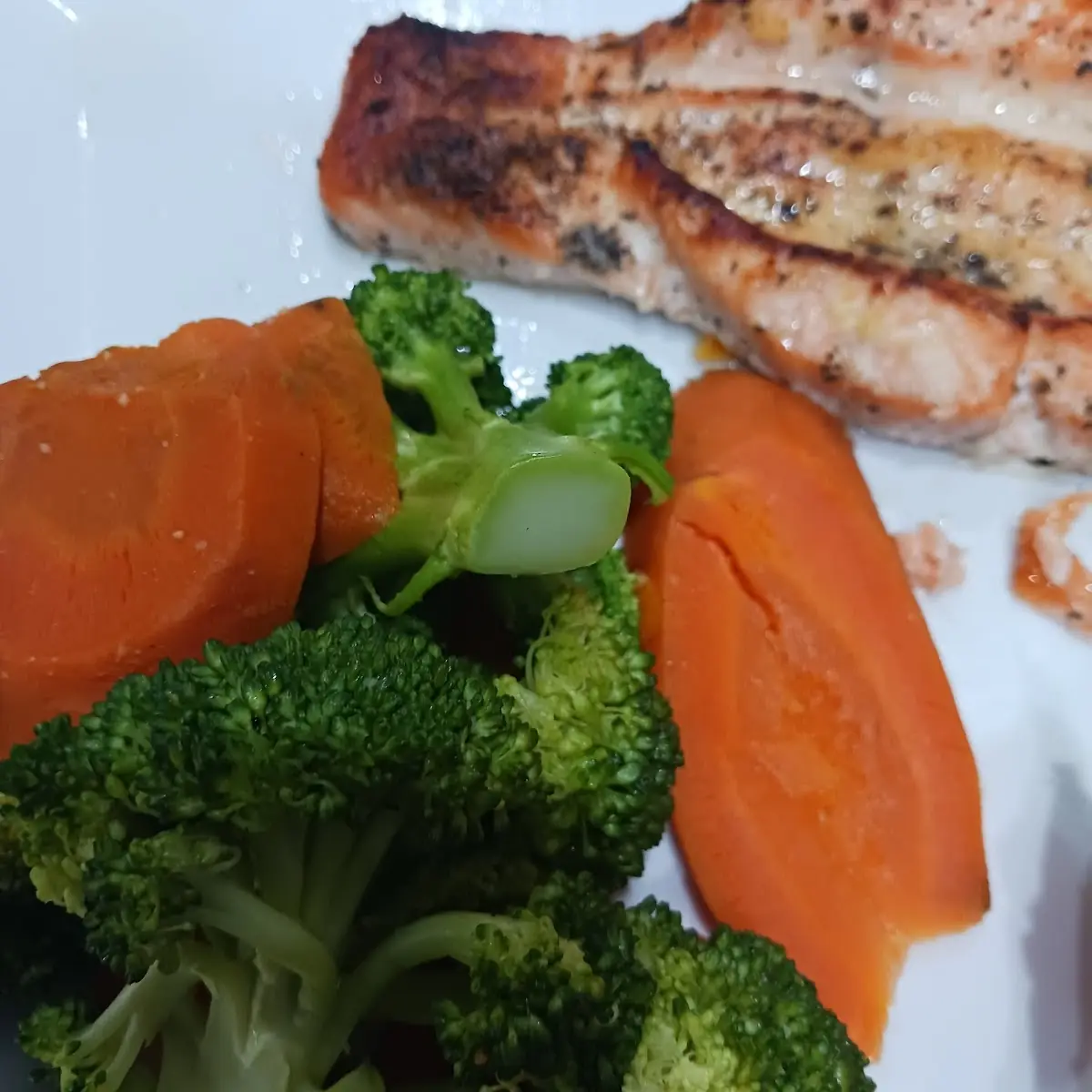 Salmón Ala Parrilla