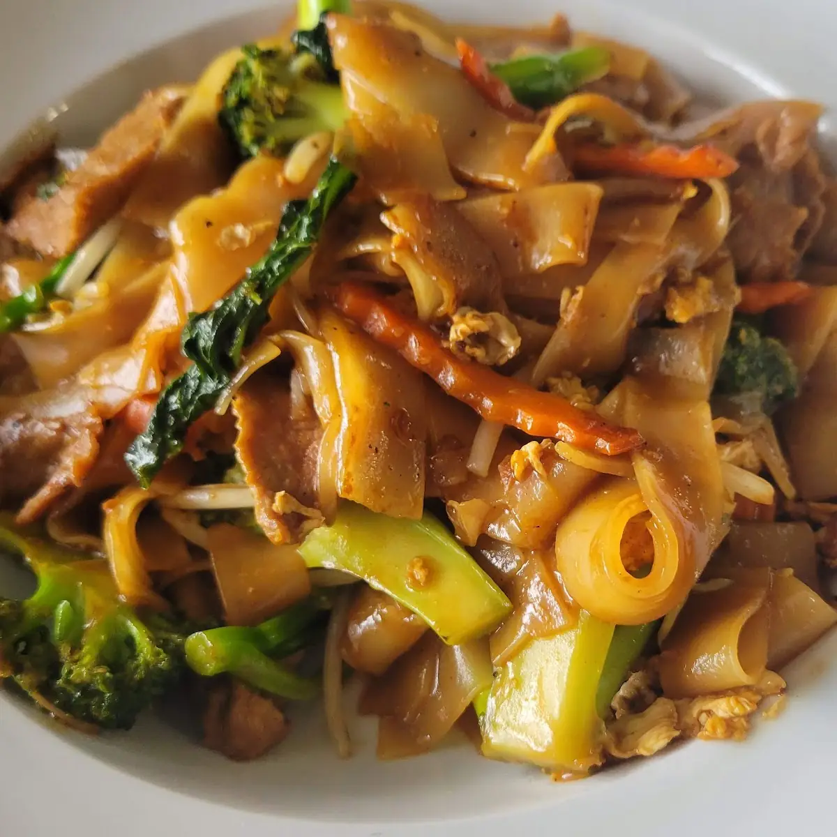 Pad See Ewe Beef