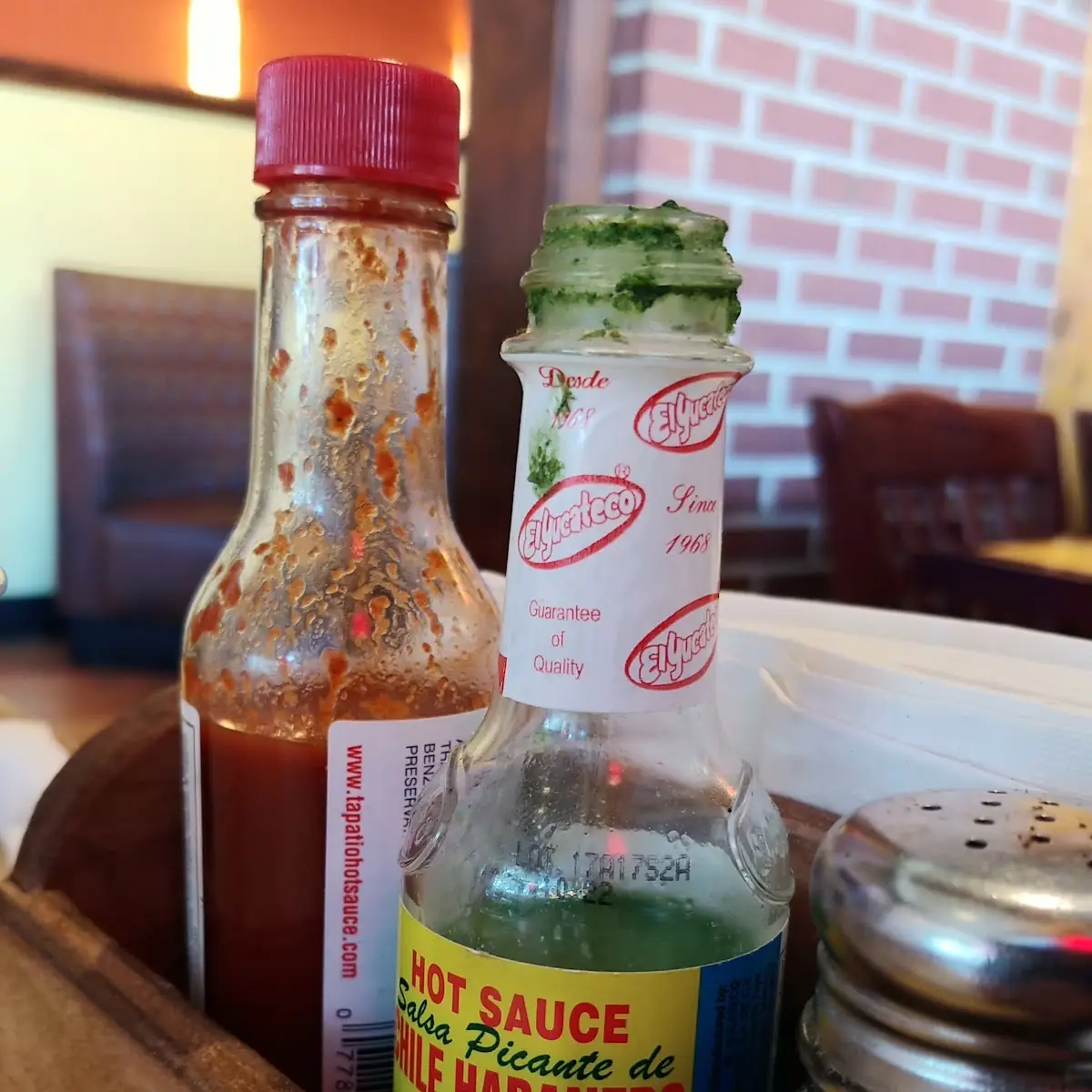 ht Hot Sauce-4 Oz Side