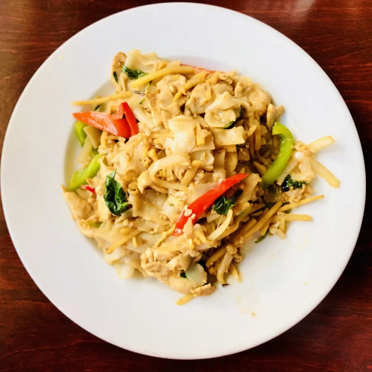 Chicken Pad Kee Mao