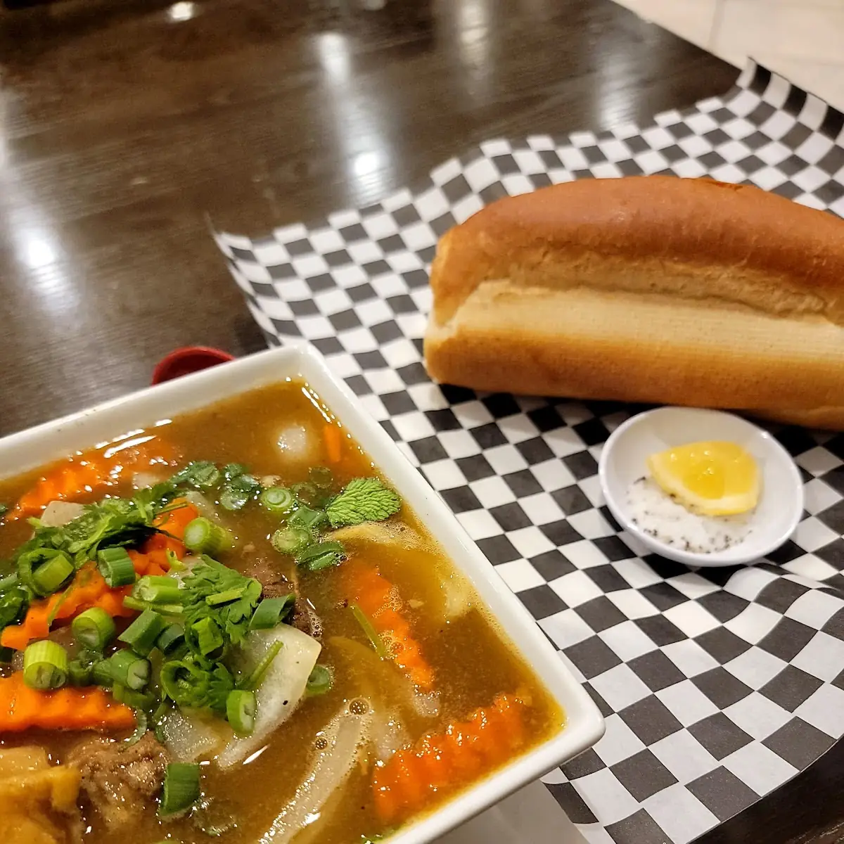 Bò Kho with Bread
