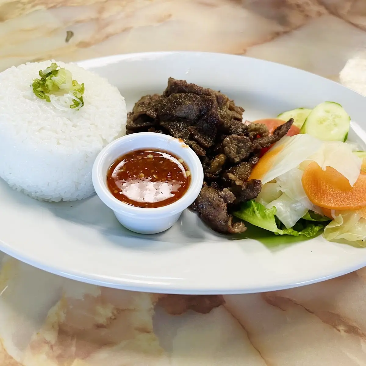 Char-Grilled Beef Rice Plate