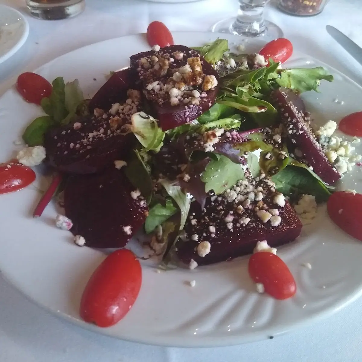 Fresh Beet and Goat Cheese Salad