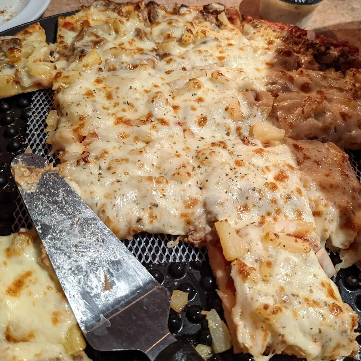 Chicago Pizza Thin Crust