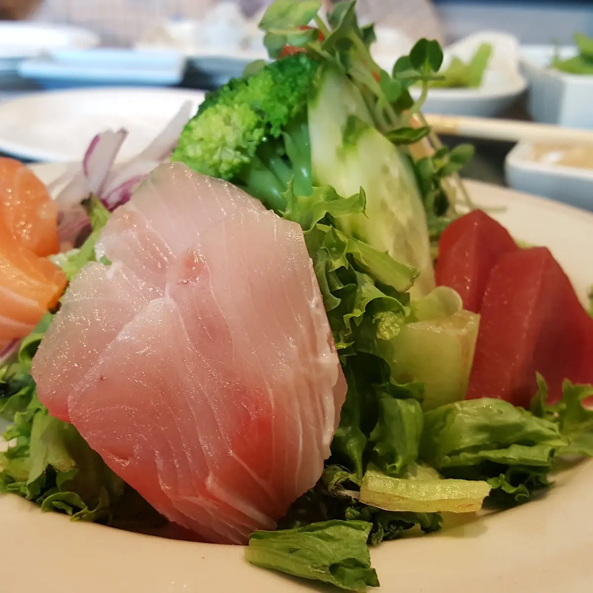 Sashimi Salad