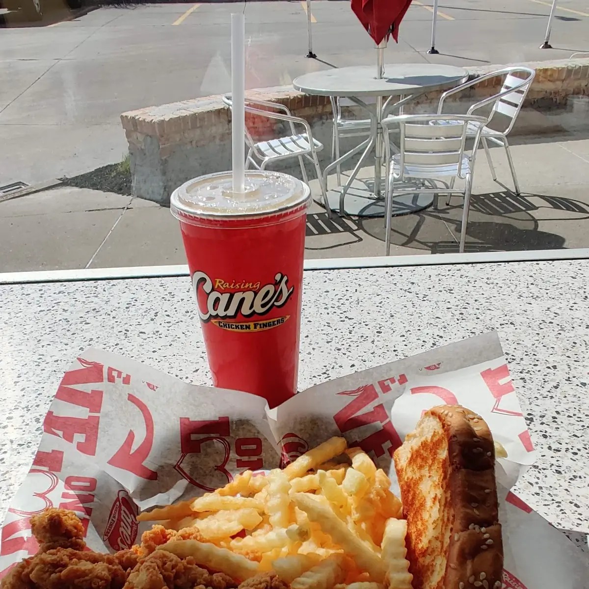 Caniac Chicken Strip Basket