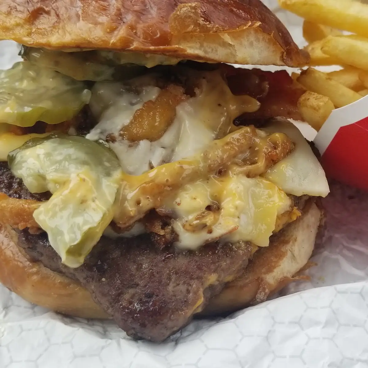 Pretzel Pub Burger