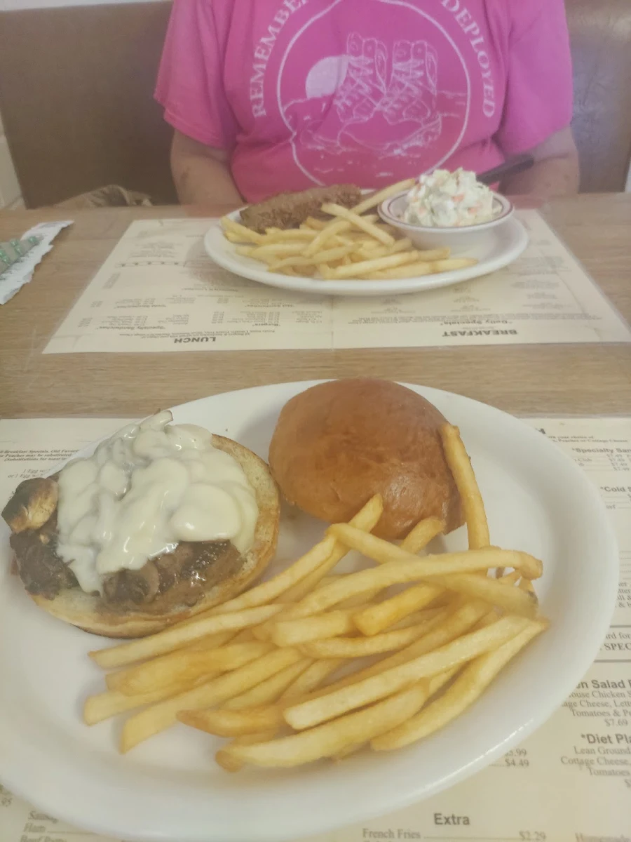 Green Chile Cheese Burger