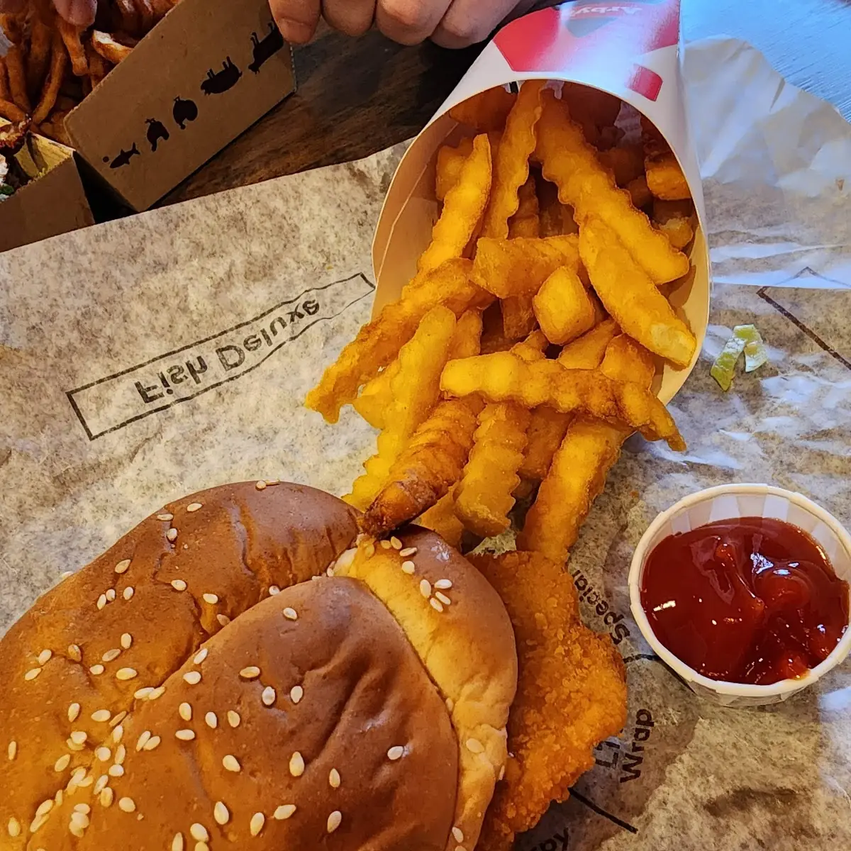 Fish Sandwich Combo