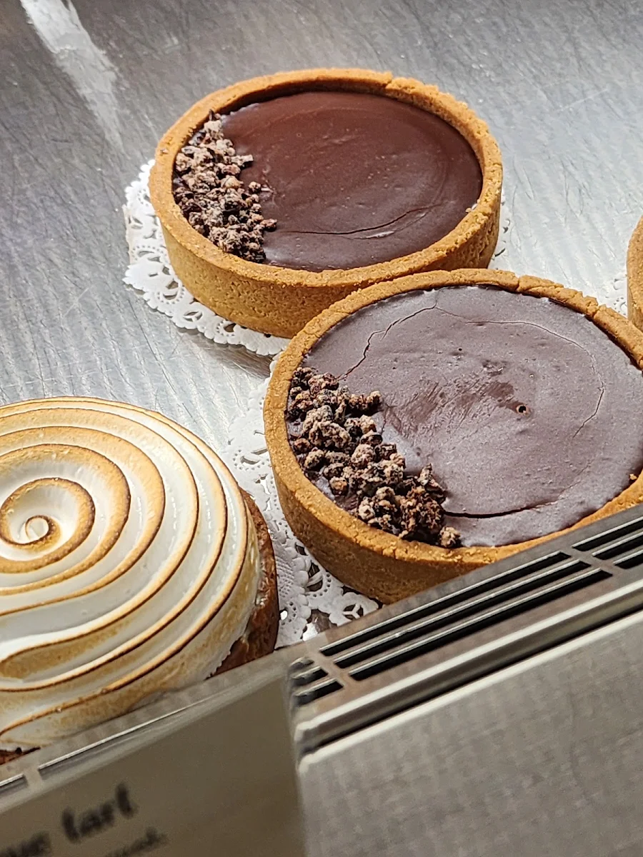 Chocolate Tart & Salted Caramel