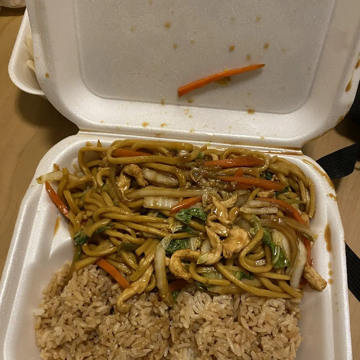Chicken Lo Mein