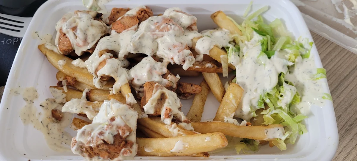 Shawarma Poutine, Habibz Corner