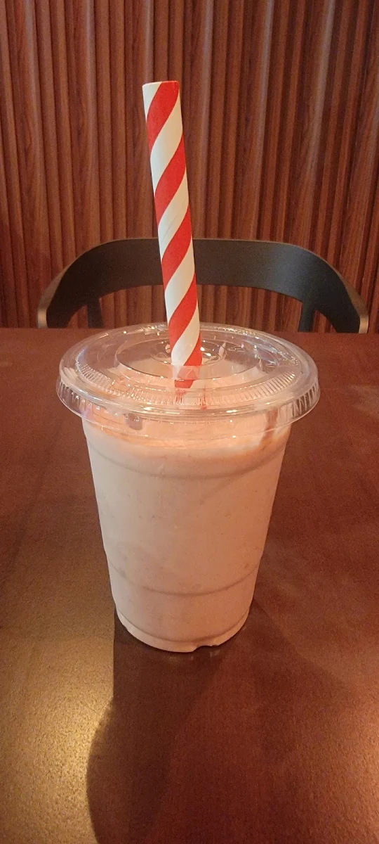 Strawberry Milkshake, Habibz Corner
