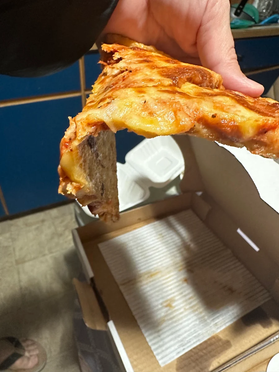Classic 8" Small The Bootlegger Fully Loaded Pizza