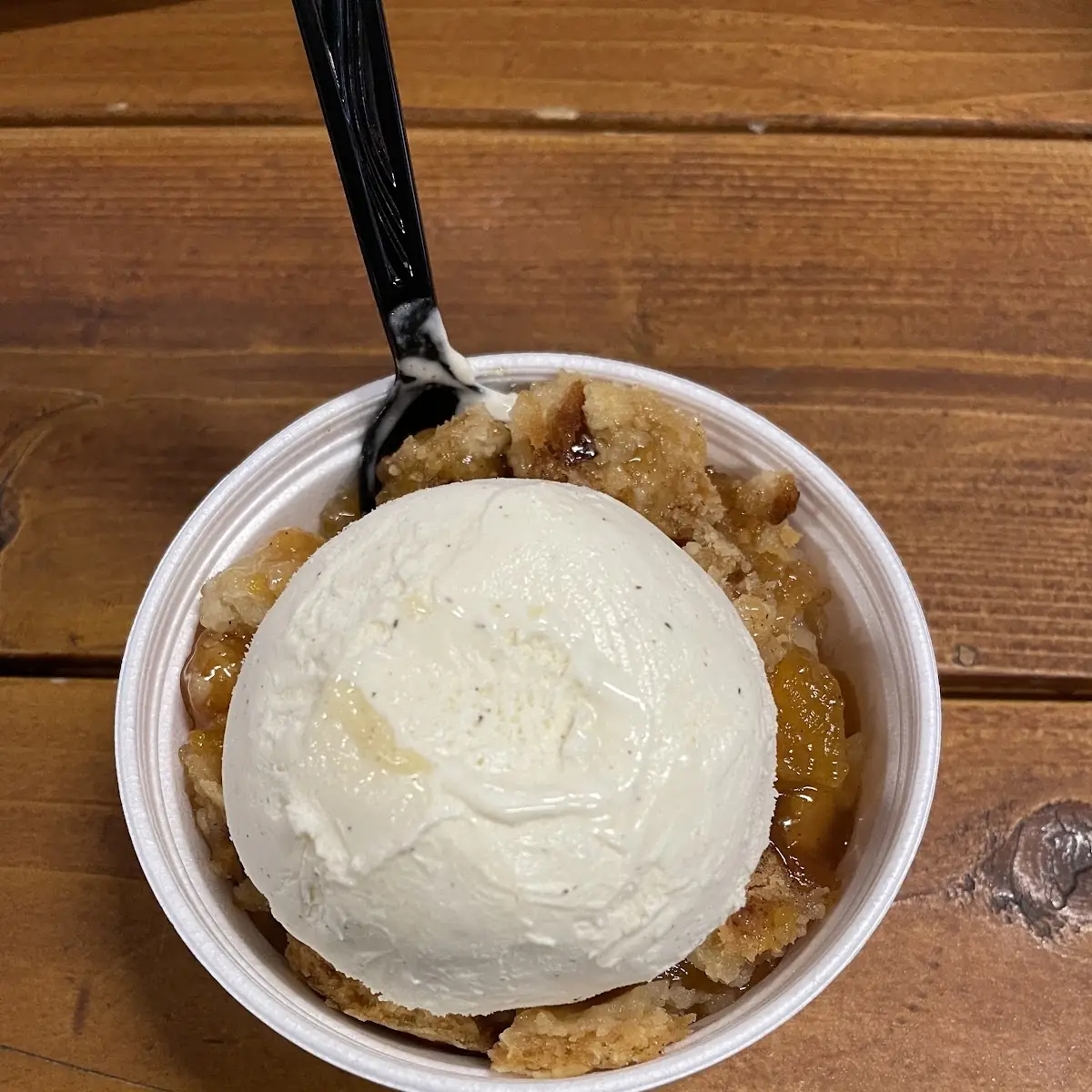 Peach Cobbler Ice Cream