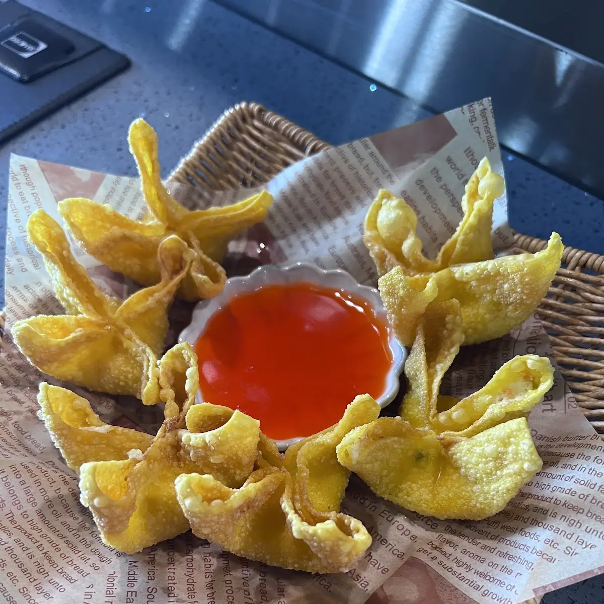 Fried Cheese Wonton 6